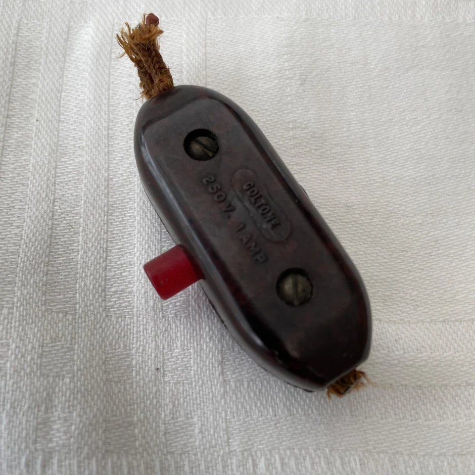 VINTAGE BROWN BAKELITE LAMP LIGHT SWITCH ON OFF table lamp art deco not tested  - Image 3 of 4
