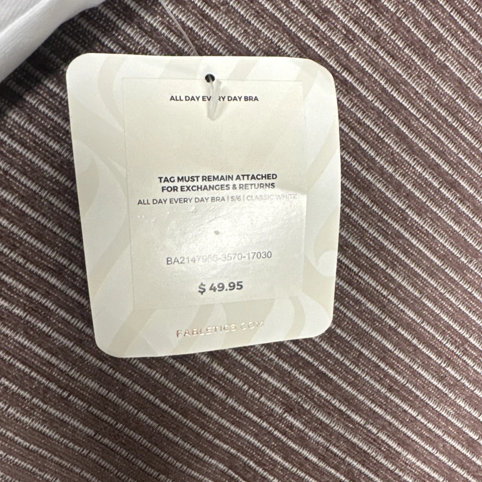 Sutiã esportivo Fabletics tamanho pequeno branco sem fio acolchoado de alto impacto - Imagem 2 de 4