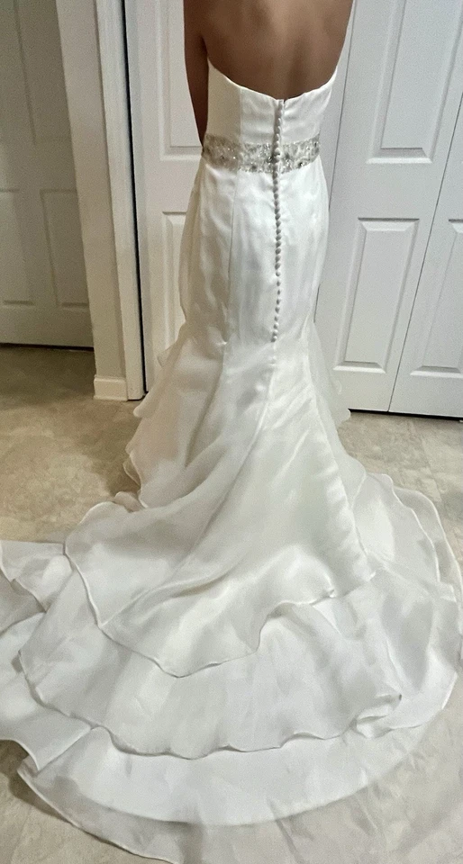 Vestido de novia Impression talla 12 con cuentas sin tirantes blanco tren princesa Foto 2 de 4