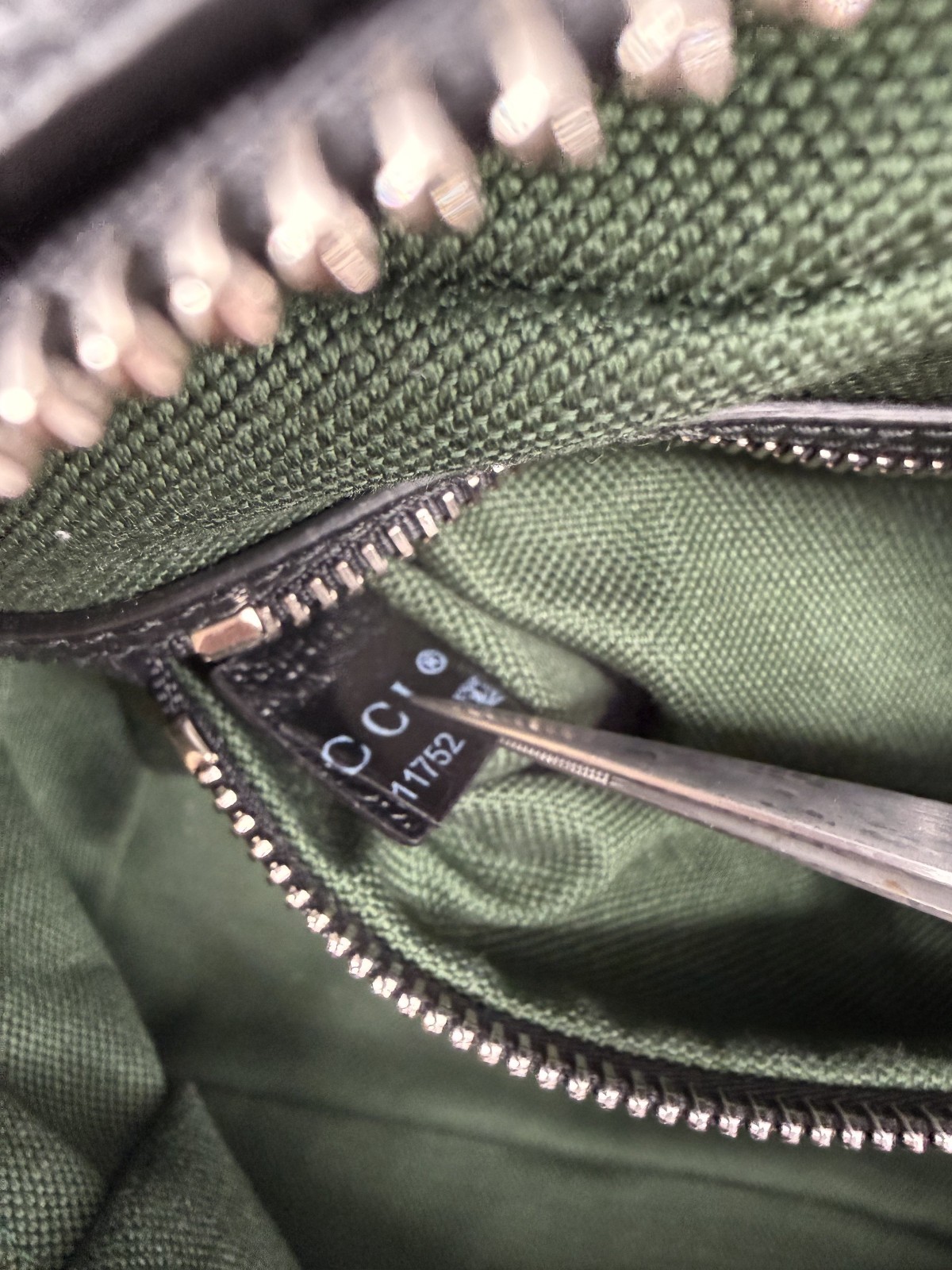 Authentic Gucci Ophidia Medium Black Leather Cros… - image 21