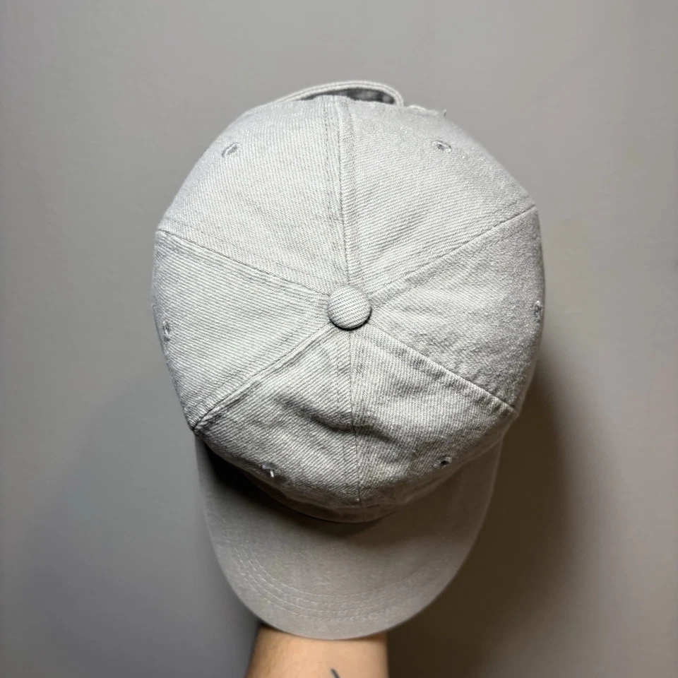 Parche bordado vintage DKNY sombrero gorra correa trasera equipo blanco para hombre EE. UU. AÑOS 90 Foto 3 de 4