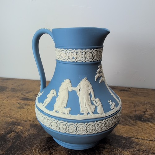 Brocca vintage Wedgwood blu bianco diaspro (leggeri danni vedi foto) - Foto 3 di 6