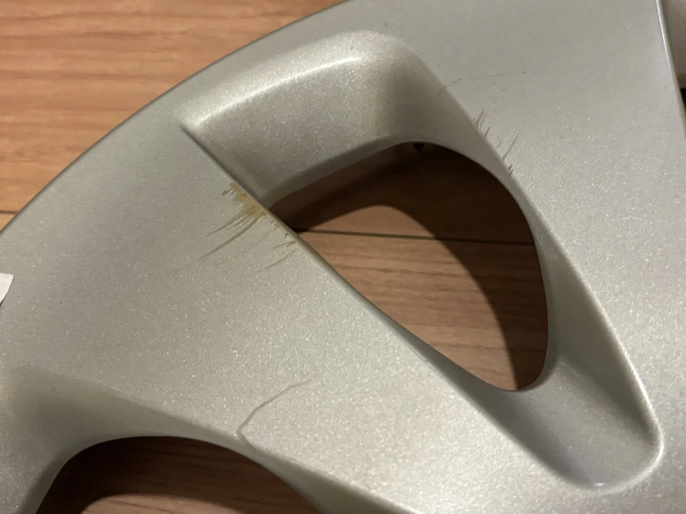 Toyota Genuine Prius C 2012-2021 15inch Wheel Hub Cap Full Cover 4 Piece Set OEM Foto 2 de 4