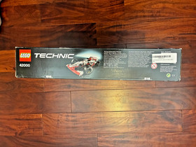 Lego Technic 42000 Grand Prix Racer 1141 Piece Building Set New Sealed Box