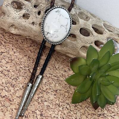 White Buffalo Turquosie Silver Western Leather Bolo Tie Necklace VALENTINE GIFT