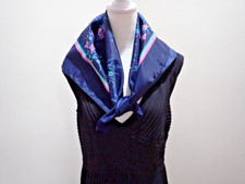 Vintage 26" x 26" 100 nylon made in Taiwan Scarf
