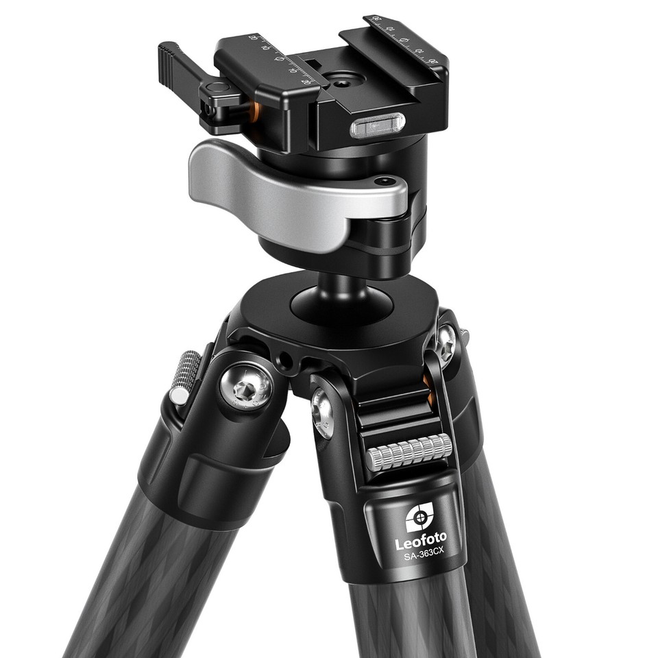 Leofoto SA-324CX MA-40X Carbon Fibre Outdoors Tripod with Rapid Lock B Leofoto SA-324CX MA-40X Carbon Fibre Outdoors Tripod with Rapid Lock B