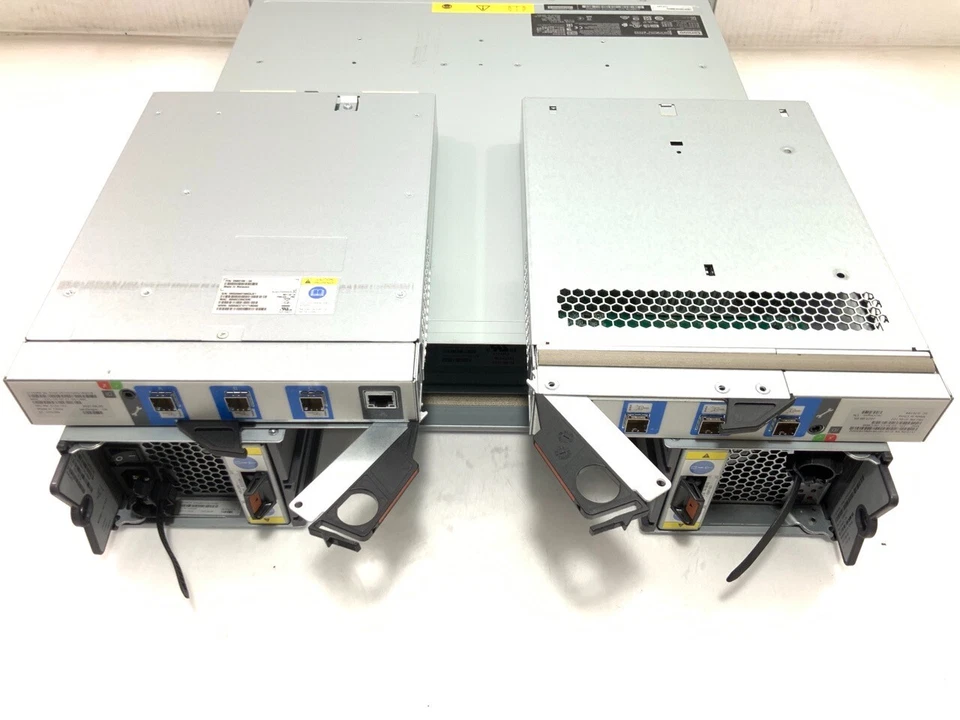 Gabinete de almacenamiento Lenovo Storage D1224 4587 - 24 bahías - 2U - (4587A31) Foto 4 de 4