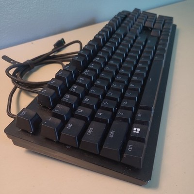 Razer Huntsman V2 Wired Clicky Optical Switch Gaming Keyboard [Tested-Works!] 