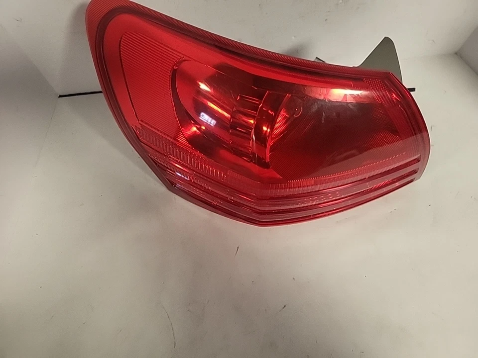 2008 2009 2010 2011 2012 13 Nissan Rogue Left Tail Light Assembly OEM. SS3 Foto 3 de 4