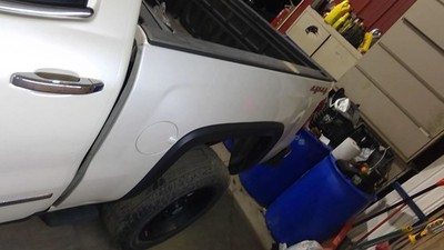 (LOCAL PICKUP ONLY) Pickup Box 5' 9'' Box Fits 14-18 SILVERADO 1500 PICKUP 102764