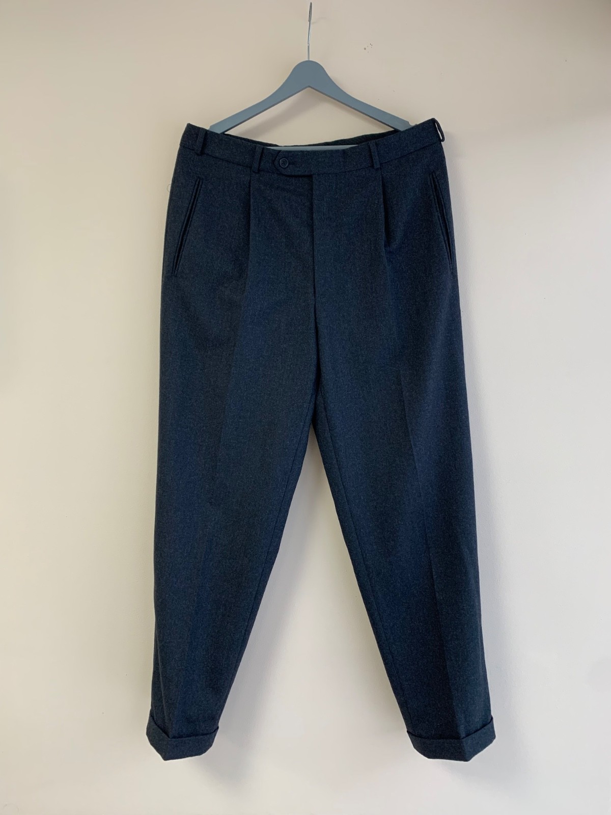 Yves Saint Laurent YSL Black Wool Pleated Trouser Dress Pants Size 50