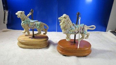 Vintage 2 LIONS  Carousel Collection Edition 2 CAROUSEL ITEMS MUSIC WORKING