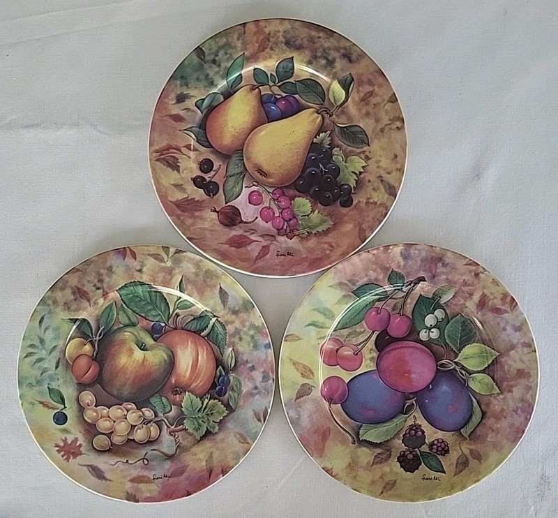 Set of 3, Email de Limoges, Fruit Pattern Plates, Italy, Fiorilli, Porcelain 