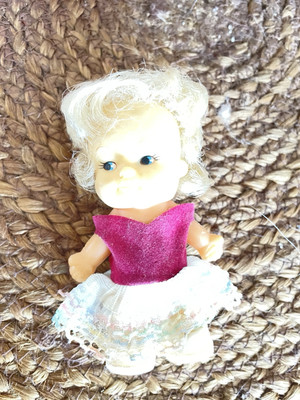 1960's VTG Uneeda Co. Blonde Hair Doll, UD. Co. Inc. Made in Hong Kong