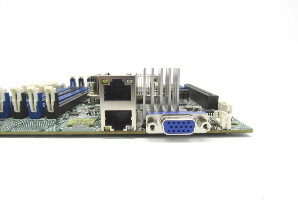 Материнская плата Supermicro X10SDV-4C-TLN2F FCBGA1667 DDR4 Micro ATX Xeon D-1520 - Изображение 3 из 4