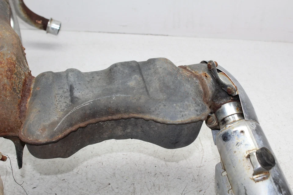 1984 HONDA SHADOW 500 VT500C FULL EXHAUST SYSTEM HEADERS PIPE MUFFLER - Image 4 of 4