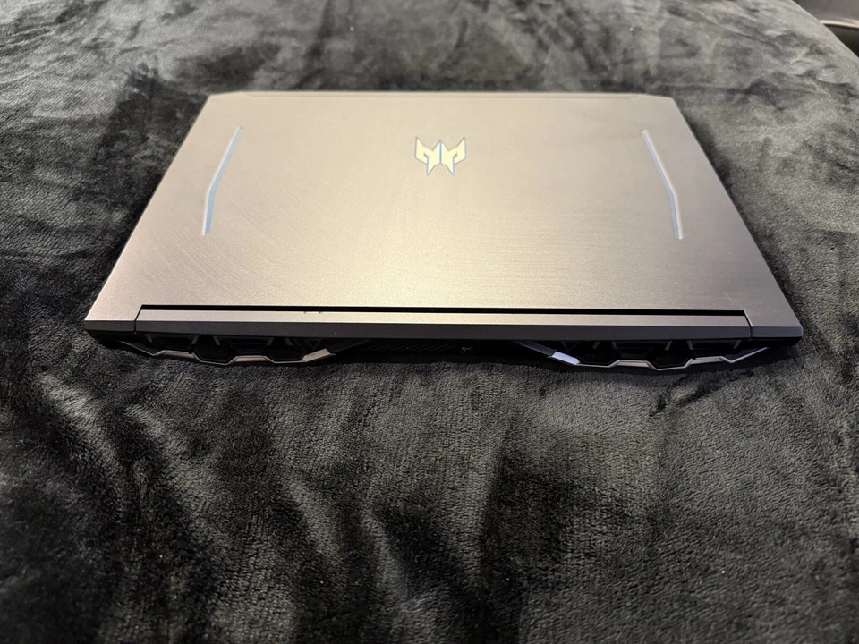 Acer Predator Helios 300 15.6" (256GB SSD+1TB HDD, Intel Core i7-10750H, 2.60Ghz - Image 4 of 4