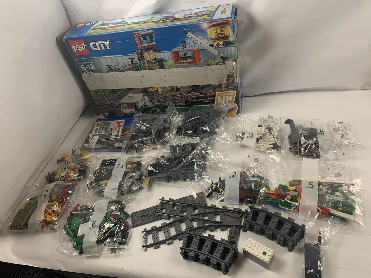 LEGO City - Cargo Train 60198 - Motorized - 1226 Parts