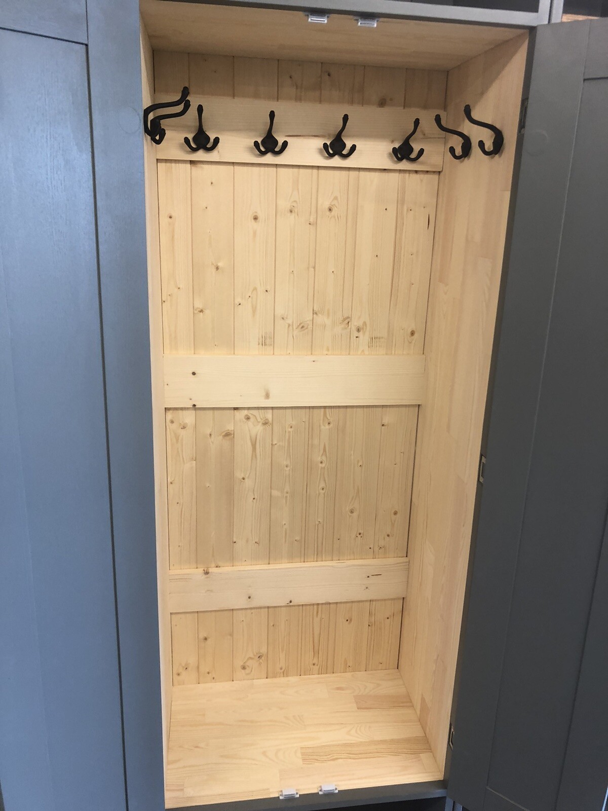Huge Size Boot Mud Room Flexi Store Use Any Order,cloakroom Hall Cupboard,Bench - Picture 11 of 12