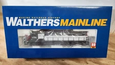 Southern Paci GE DASH 8-40B Diesel 8015 Walthers Mainline 19571 ESU LokSound DCC