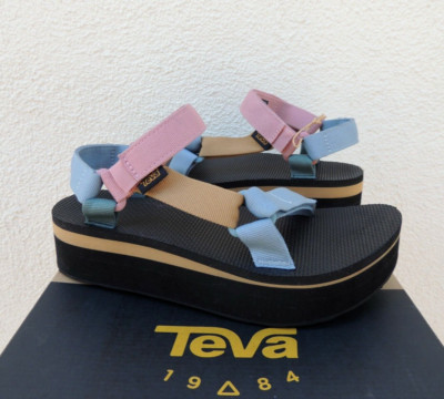 TEVA FLATFORM UNIVERSAL LIGHT MULTI PLATFORM SANDALS, WOMEN US 7/ EUR 38  ~NEW