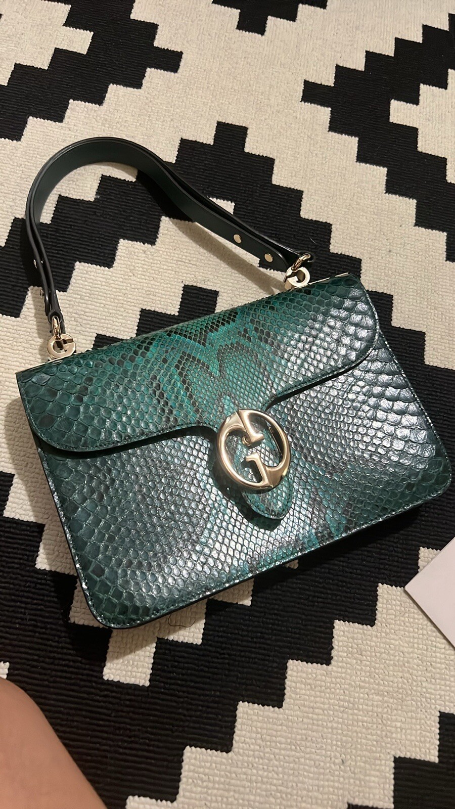 Gucci Python Medium Shoulder Bag Green - image 16