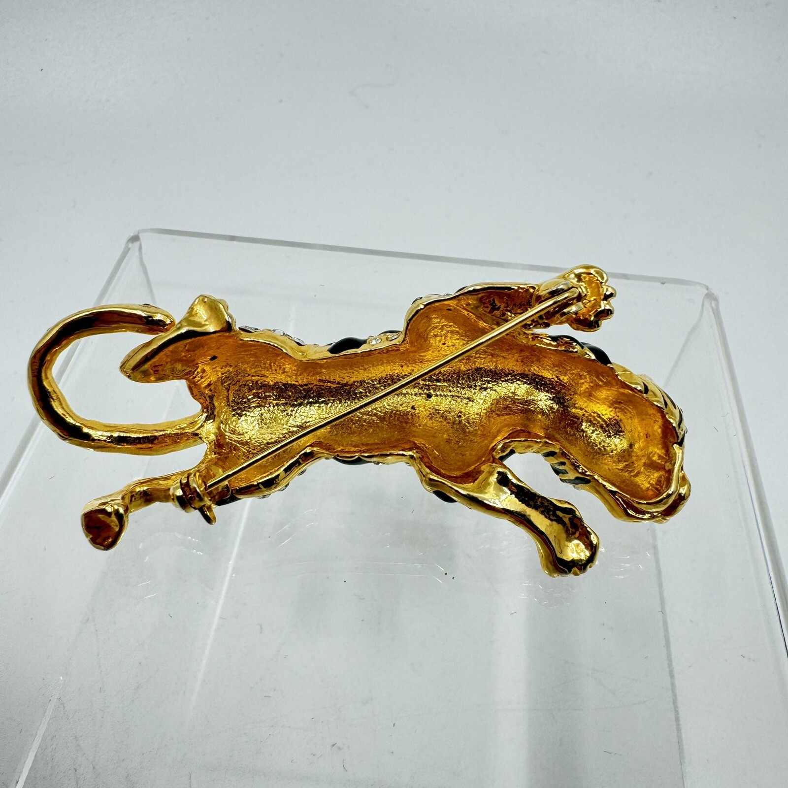 Picture 3 of 6