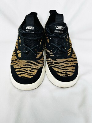 Vans Men UltraRange Rapidweld Woven Tiger Black/Gold Athletic  Shoe