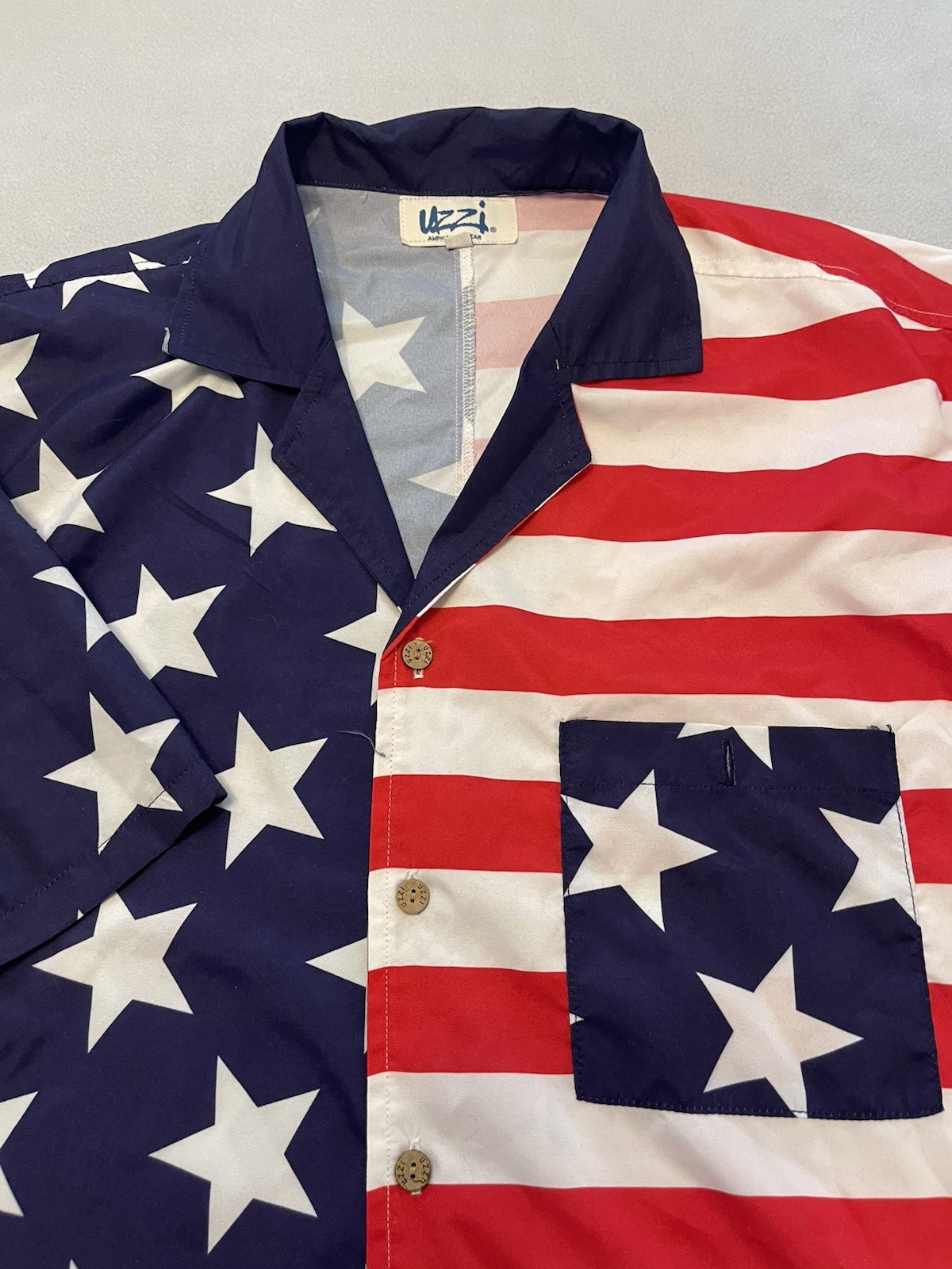 Uzzi UZZI AMPHIBIOUSWEAR MENS SHORT SLEEVE BUTTON FRONT SHIRT Sz L STARS ...