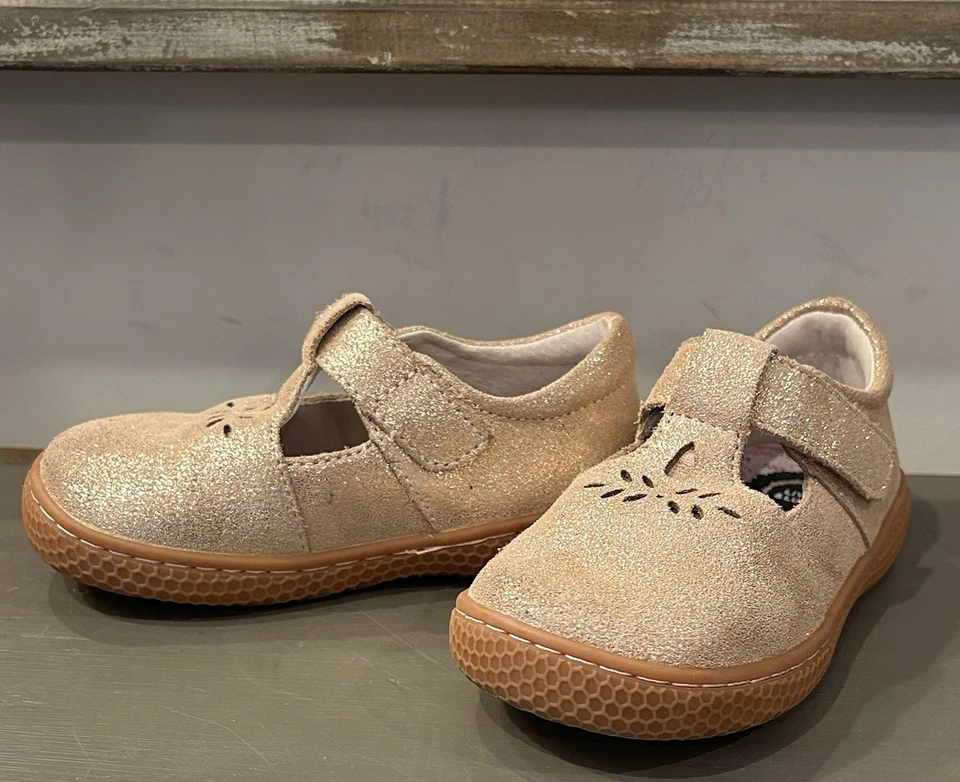 Livid And Luca Prim Classic T-Strap Mary Jane | Caramel Shimmer Size 7 - Image 4 of 4