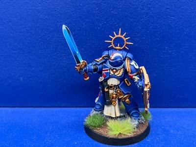 Indomitus Primaris Bladeguard Lieutenant der Ultramarines UMBAU TOP BEMALT