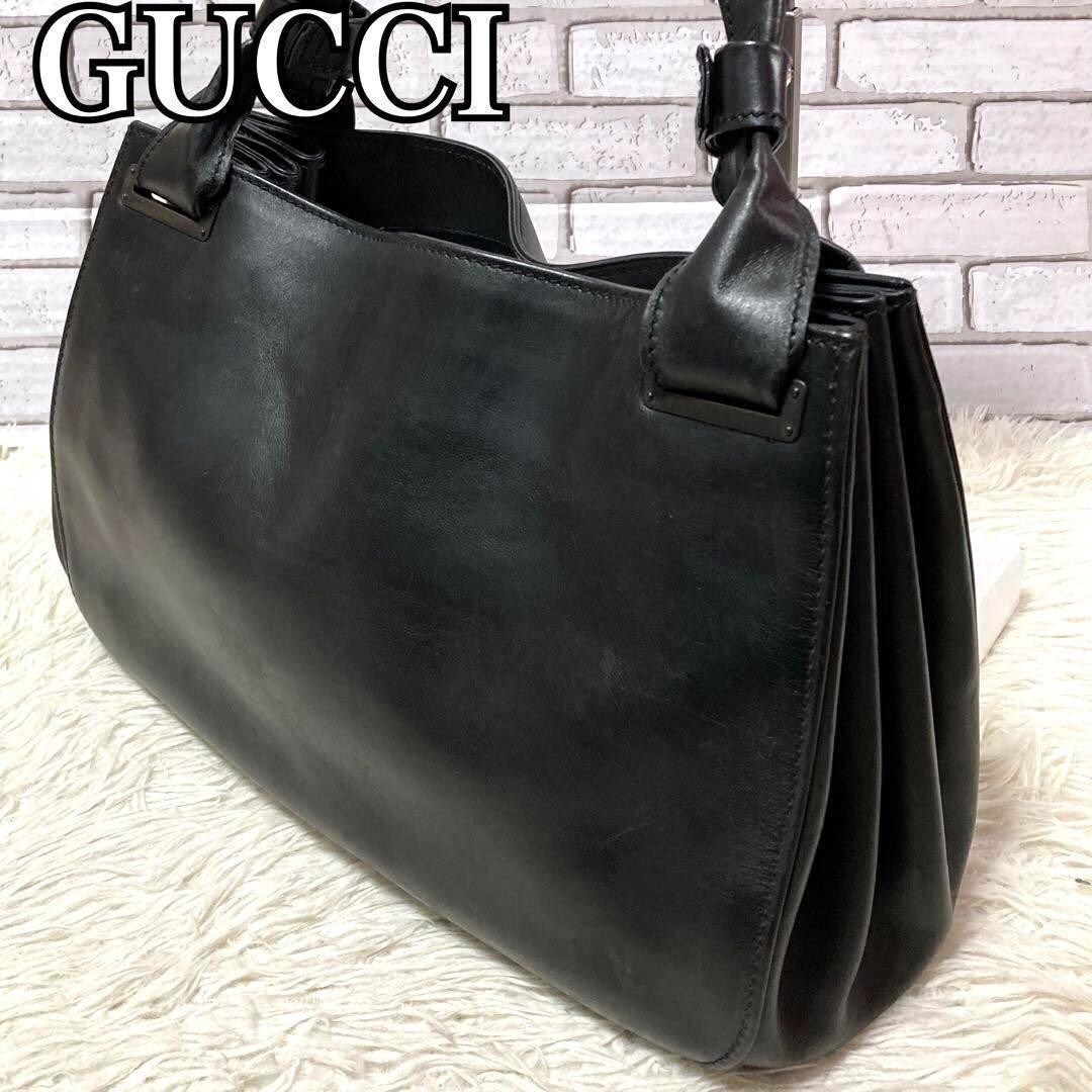 Gucci Black Leather Shoulder Bag with Logo Plate