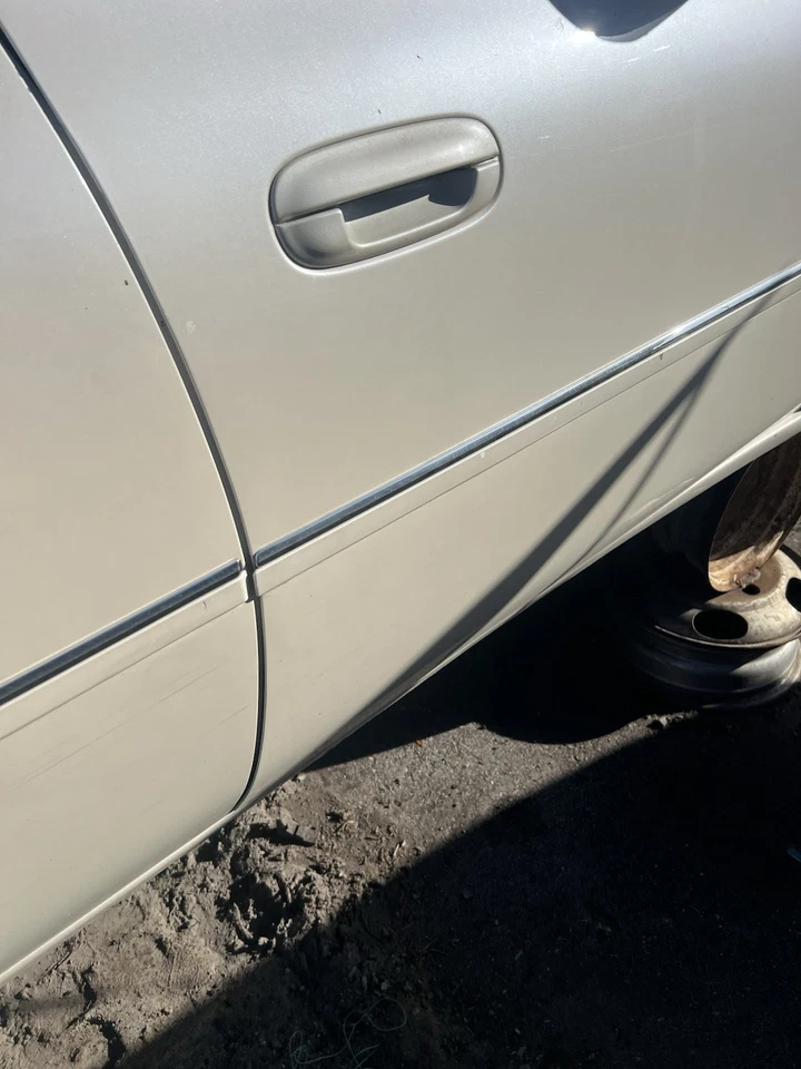 Cadillac DTS 2006-2011 OEM moldura de puerta delantera trasera izquierda derecha OEM 4 piezas Foto 4 de 4