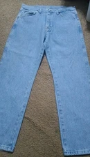 Mens Wrangler Rugged Wear Jeans Size 34 X 29 