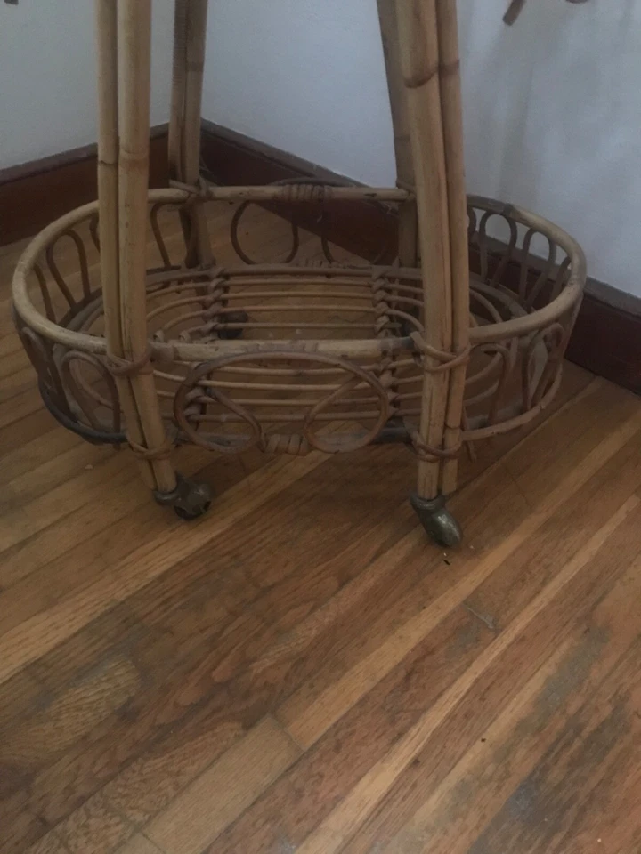 Carro de bar de bambú vintage de mediados de siglo Foto 4 de 4