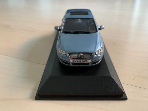 Volkswagen Passat - 1/43 scale - VW Minichamps modelcar - Imagen 2 de 10