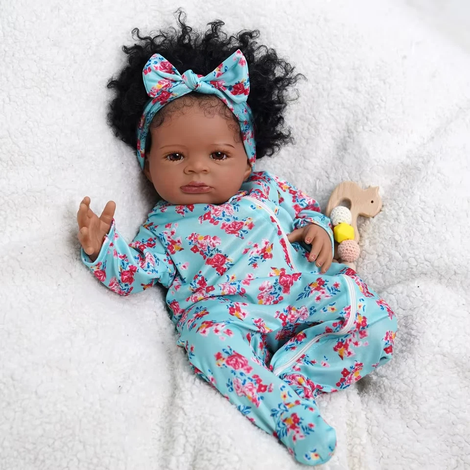 Baby Doll Reborn Afro Americana da 50cm Pelle scura cioccolato Silicon Body - Immagine 4 di 4