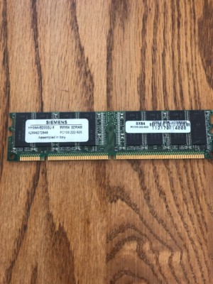 SIEMENS HYS64V8200GU-8 Bell Micro PC 100SDRAM8X64100 Memory Chip Ships N 24h