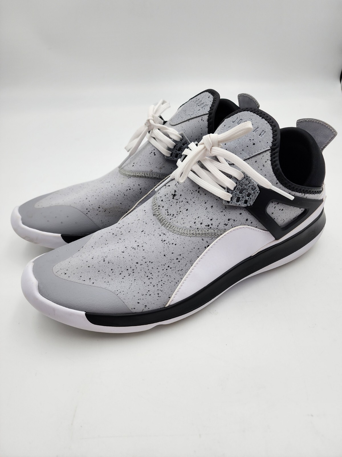 jordan lunarlon grey