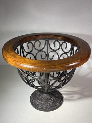 Wrought Cast Iron Black Metal Fruit Bread Bowl Footed Basket Wood Rim 10'' Round