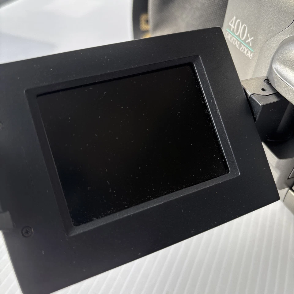 JVC GR-SXM527U S-VHS-C Camcorder – Tested w/ Adapter (Not Included) + Bag - Image 3 of 4