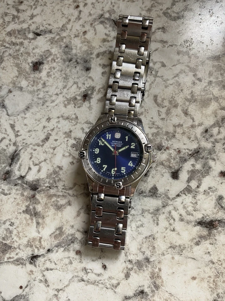 Vtg Wenger Swiss Made Military Watch Compass Bezel Stainless Steel Double clasp - Image 2 of 4