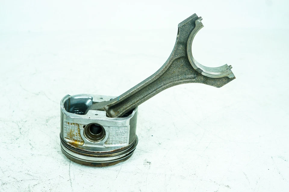 06-08 Lexus IS250 IS350 OEM 2.5L Engine Connecting Motor Piston 1 Ring Rod 1042 - Image 2 of 4