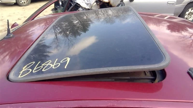 Roof Glass Fits 97-08 GRAND PRIX 372874 - Imagem 2 de 4