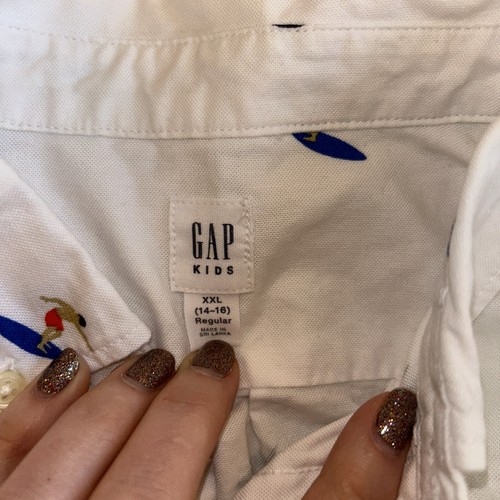 GAP Kids Shirt Boys Size XXL (14-16) White Button Down Surf Palm Trees Sharks - Picture 2 of 8