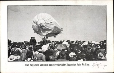 Ak Graf Zeppelins Luftschiff nach provisorischer Reparatur beim... - 10444878
