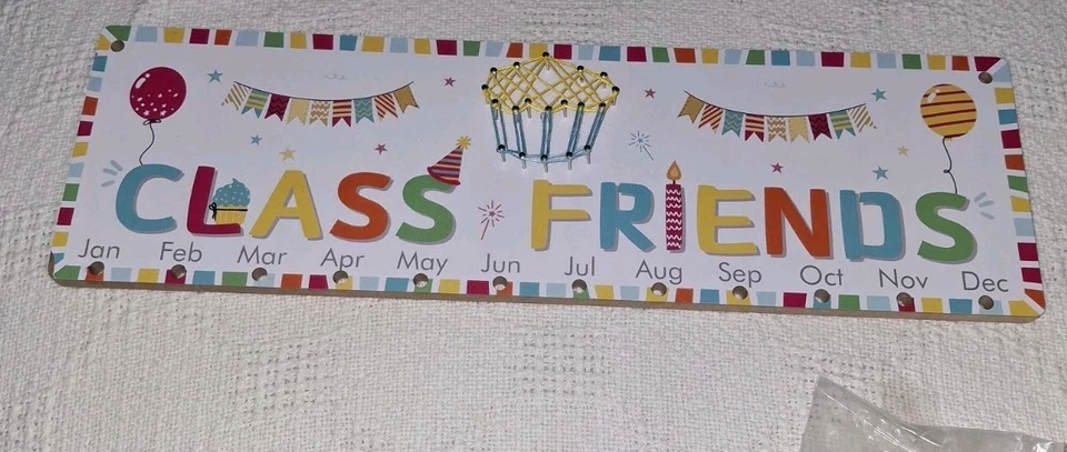 Wooden Classroom Birthday Reminder Calendar - Image 2 of 4