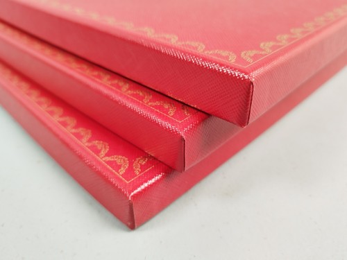 CARTIER Lot 3 Boites Rouges Carree Pour Chales Foulards Les Must De C Paris D21 - Imagen 5 de 19