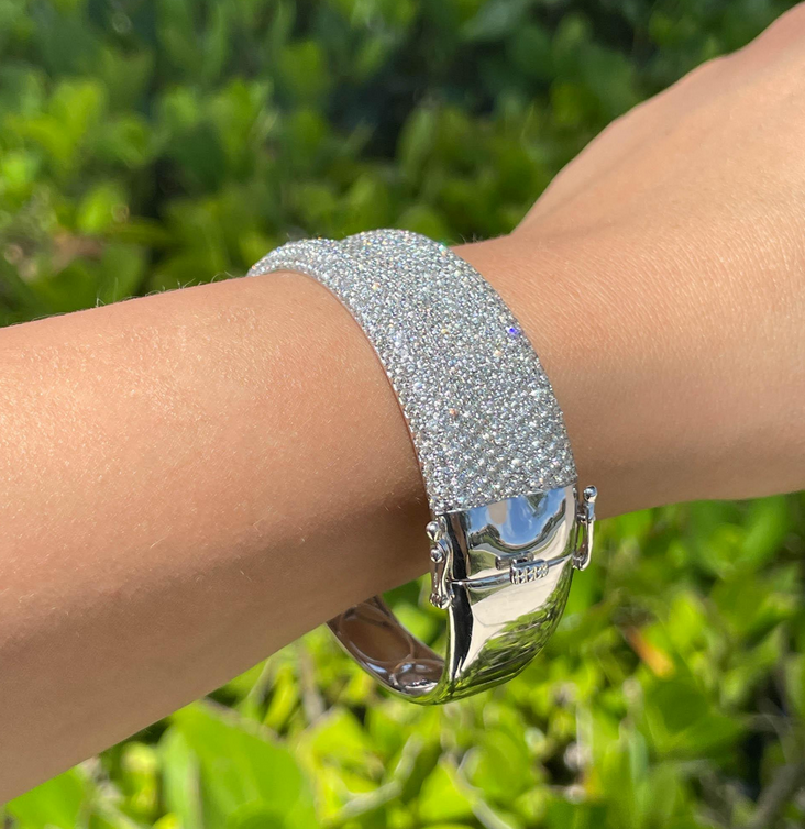 Magnificent Sparkle White Pave Set Diamonds 935 Argentium